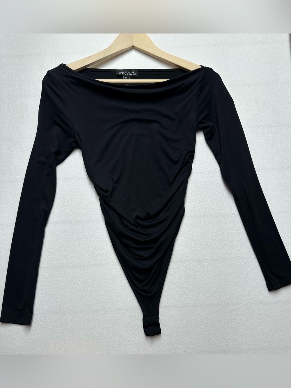 Wet Seal Women’s Medium Black Thong Bodysuit – Boat Neck Draped Front • P2P 17”